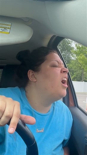 LISSS 🧜🏼‍♀️💕 on Instagram: "GO TO DUNKIN WITH ME 💕 #explorepage✨ #lissdabaddest #gardenmom #momsunder25 #momcreator #coffeerun #dunkin #ditl #sahm #real #viral #contentcreator"