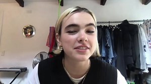 15K views · 106 reactions | Some Kiwi music is taking on a brand new meaning amidst the COVID-19 crisis, including BENEE's 'Supalonely' - now a lockdown anthem with more than 150 million streams on Spotify and counting. Full story: https://bit.ly/2SloV2T | Breakfast | Facebook