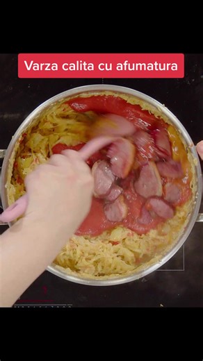 Reteta Varza Calita cu Afumatura - Bucate Retete