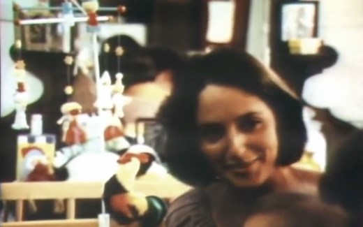 Joan Baez模仿Bob Dylan唱歌