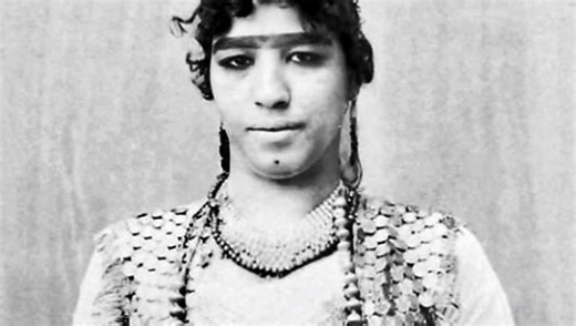 近代埃及东方舞先驱—班巴• 卡沙儿（托盘舞创始人，已失传）