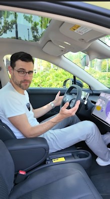 Firefly Vehicle Cabin: Minimalist and Space-Efficient Design