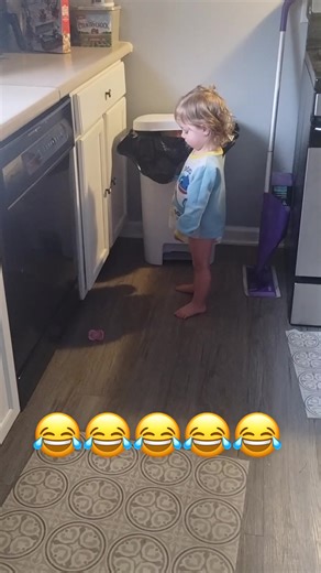 She’s always been so dramatic 😂😂🤦🏼‍♀️ | Amber Swiger