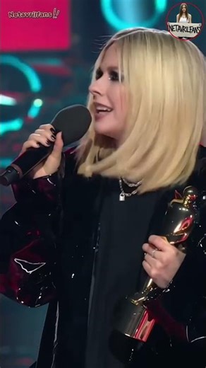 Avril Lavigne speech🥹🤘 #avrillavigne #2000s #junos #music #canada #shorts #fyp #viral #lbs
