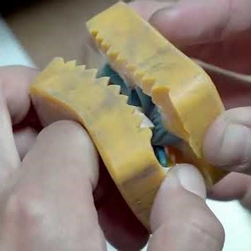 Korean Kings Used This Silver Teapot 1,000 Years Ago — Master Forges One From Silver