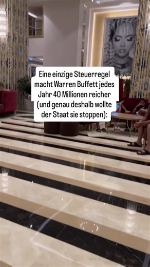 Xenia | Reisen mit Kindern | Tipps on Instagram: "1️⃣ Die meisten glauben, Reiche zahlen „irgendwie weniger Steuern“, weil sie Tricks kennen. Die Wahrheit ist kälter: Sie spielen ein Timing-Spiel. Nicht „mehr verdienen“, sondern „nicht realisieren“. Solange ein Gewinn nur auf dem Papier existiert, ist er für den Fiskus oft schwer greifbar. Und genau da sitzt der Hebel, den kaum jemand versteht. 2️⃣ Buffett wirkt wie der nette Opa mit Cola-Dose. Aber sein Vermögen ist ein Zinseszins-Ofen, weil er