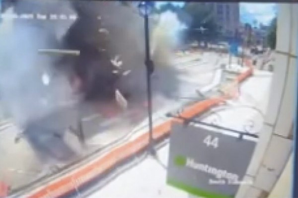 Building explosion kills bank employee and injures 7 others in Youngstown, Ohio