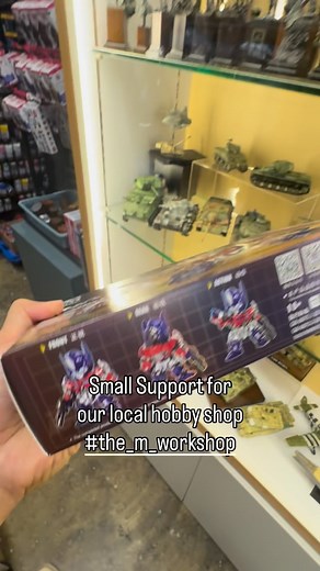 5.4K views · 268 reactions | Been wanting this for some time. Finally got this nice little Optimus Prime model kit in SD form from Trumpeter #trumpeter #optimusprime #擎天柱 #transformers #变形金刚 #modelkits @the_m_workshop | Lifeinplasticmodelkits | Facebook