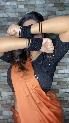 47K views · 269 reactions | BEAUTIFUL GORGEOUS GIRL IN SAREE 殺✨勺 #saree #saariwaligirl28922 #sareelove #sareefashion #sareedraping #sareelovers #sareeindia #sareecollection #sareestyle #sareeblouse #sareepact #sareeblousedesign #sareeonline #sarees #sareeswag #sareeusa #sareecanada #sareeoverseas #sareemaharashtra #sareechicago #sareebangalore #sareepanjab #indiansaree #silksaree #banarsisaree | saari_wali_girl_28922 | Facebook