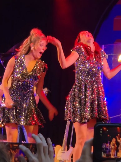 Frans Liedje K3 live in Tegelen - optreden samenvatting