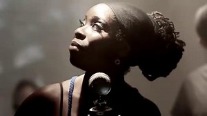 Iyeoka – Simply Falling (Official Video)