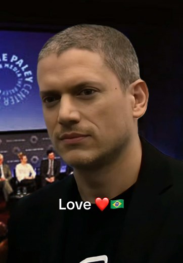 Romantic Moments with Wentworth Miller in Prison Break