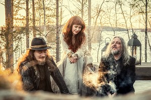 Auri release new song 'The Valley' - Distorted Sound Magazine