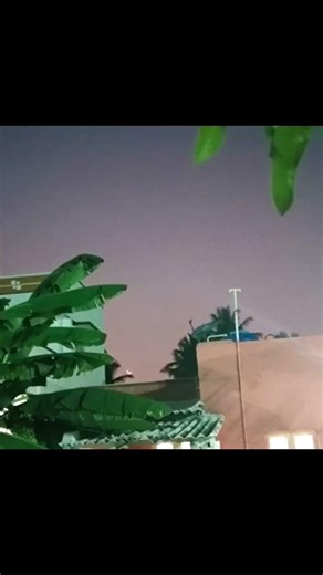 pirai thedum iraviley 💞🫂 #love #dhanush #moondrampirai #whatsappstatus #shorts ‪@Radhekrishnan97‬