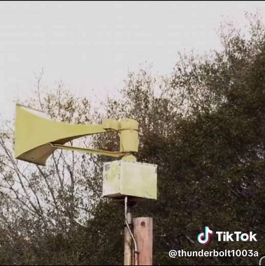 Thunderbolt 1003 short high-low and pulse wail #onthisday #tornadosiren #tornado #fyp