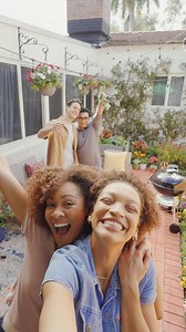 Transforma tu jardín con ofertas por menos de $20 en artículos seleccionados. Hasta mayo 7. | The Home Depot | Facebook