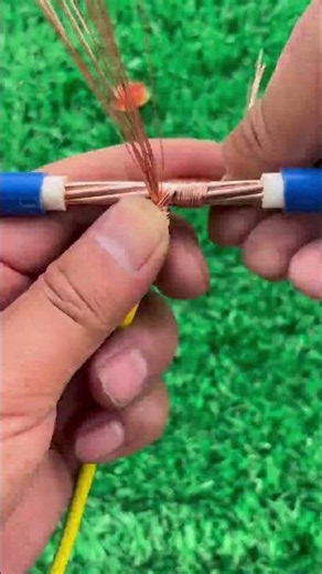 The Best Way to Connect Three Electrical Wires Tightly