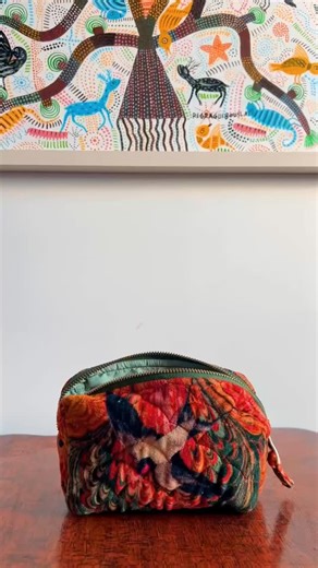 Meet our Marbled Swallow vanity bag - A pretty way to stay organised at home or on trips away. Perfect for gifting to a loved one or treating yourself this festive season 🧴✨ | Powder