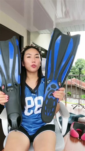 Diving Flippers Swimming Training Fins Underwater Scuba Snorkeling Flippers #divingfins #swimmingfins #fins #divingflippers #trainingfins #snorkeling #flippers #budol #freedive #freediver #freediving #tiktokbudol