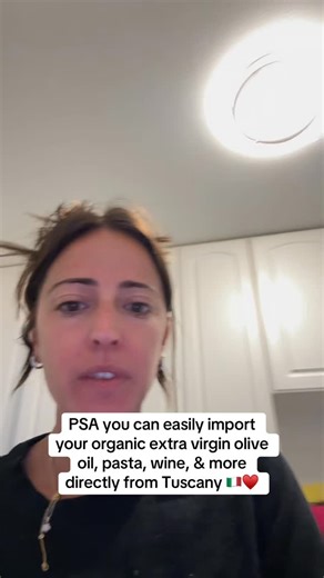 Kristina Elise on Instagram: "♥️🫒🇮🇹 1 - How to optimize shipping costs: * For EVO oil only purchases: Ordering one 5-liter tin along with one 3-liter tin (total 8 liters) is the best value per liter. * For a combination of oil and wine: To optimize shipping, a recommended option is ordering 5 liters of oil with two bottles of wine, or 3 liters of oil with four bottles of wine. * For wine-only purchases: To keep shipping costs lower, we suggest ordering in multiples of six bottles. 2 - Benefit