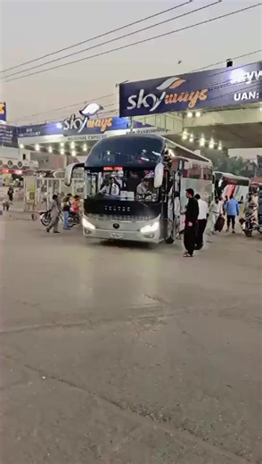 Skyways Check All Buses Schedules , Fares & Contact Details on www.busfinder.pk #busfinderpk #busfinder #Skyway #pakistanbuses | SkyWays Pakistan