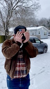 Uber Driver gets the tip of his life 🥺 My husband was traveling and wanted to brighten someone’s day and give back, so he quietly left a gift in the backseat of his Uber. The driver tried to return it, not knowing it was meant for him. The drivers reaction was everything. Moments like this remind us how much kindness still exists in the world. If you’re able, find a small way to lift someone up today. It doesn’t have to be money. A kind word, a warm gesture, or a little extra patience can chang