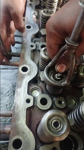 The Easiest Way to Compress Valve Springs #viral #compressor #shorts