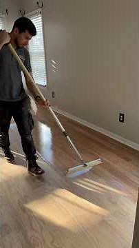 Cómo aplicar barniz en pisos de madera #atlanta #woodworking #qualityflooring