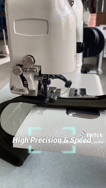 Double-faced wool blind Stitch Sewing Machine.👏😁#sewing #sewingtiktok #blindstitchsewingmachine #woolsewingmachine #sewingmachine #sewingforyoupage #suote #sewingmachinetiktok #sewingequipment #sewingequipmentwholesaler #machinery #machine #b2b