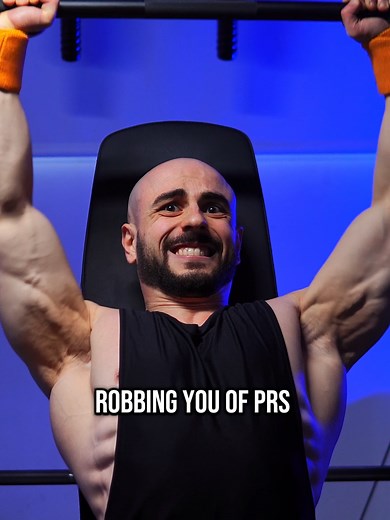 Never bounce your military press #shoulders #bouldershoulders #shoulderworkout #bigdelts #optimal