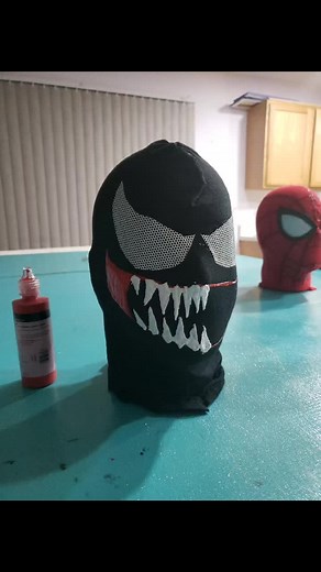 Creepy Venom Mask DIY Tutorial for Cosplay Enthusiasts