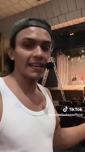 Girl's Hilarious Reaction to Michael Jackson Singing | Singing Shock Reaction