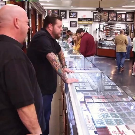 Pawn Stars SUPER EXPENSIVE Thor Comic Book is MAJOR Marvel History Season 18 History PawnStars ThorComic MarvelHistory RareComics ComicBookCollector HistoryChannel VintageComics SuperheroCollectibles ExpensiveFind TVAppraisal TVCollectibles PawnStarsSeason18 ComicInvesting ComicFans NostalgicComics RareFind TVNegotiation MarvelMemorabilia TVTreasureHunt IconicComicBook fypforyou | Aesthetic Pawn