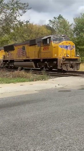 Union pacific tank train in Chicago Illinois (2024 Reupload)