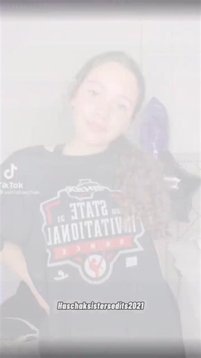 Jasmine Model on Reels