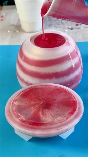 Glossy Red Apple Resin Trinket Jar – Perfect Teacher Gift! 🍎