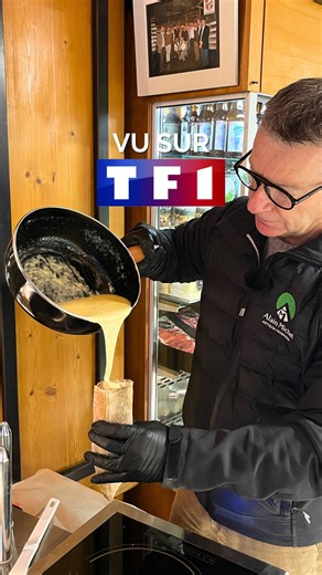 Alain Michel | Affineur Fromager à Annecy on Instagram: "Quand notre fondue Michel passe au 20h de TF1 😎😱🫕🧀 Une recette ancestrale et familiale depuis 1969 ! À consommer sans modération, disponible dans nos 8 crémeries à Annecy et Haute-Savoie, et en livraison sous 3 jours partout en France. 😍 Pour cette recette, on a pris les meilleurs fromages : 🧀 @ilove_comte de chez @fromageriesmarcelpetite 🧀 @fromage_beaufort_officiel de chez Pierre Poccard 🧀 @gruyere_aop sans oublier nos amis Suiss