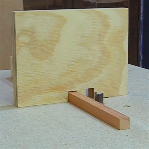 La Leyenda del Rayo on Instagram: "GUÍA perfecta para ROUTER #carpintería #woodworking #reels #laleyendadelrayo"