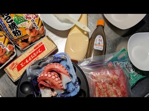 COOKING TAKOYAKI!