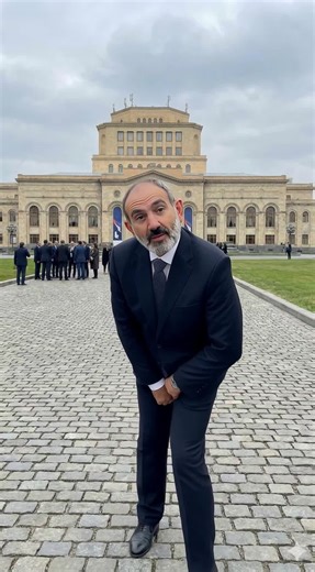 Mr.saxobeat from Armenia is back to action 😎 #nikolpashinyan #armenia #mrsaxobeat #trend #dance