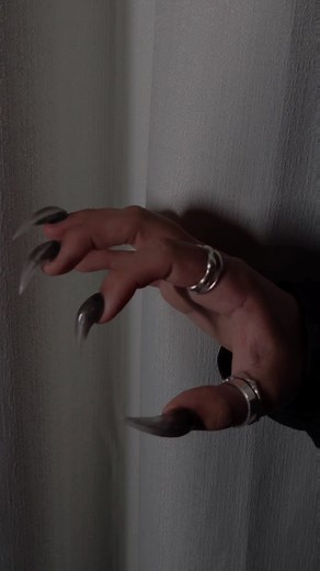 Get Inspired by Stunning Claw Nails - Nail Art Videos