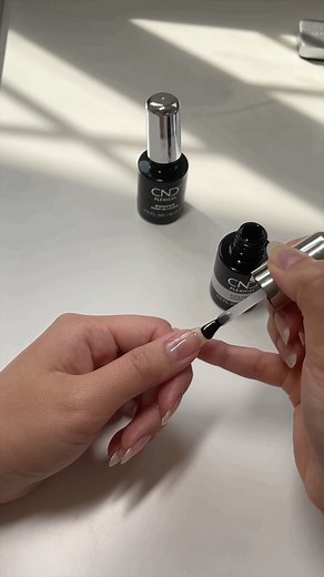 Alison • nailsbyalsn on Instagram: "the long awaited tutorial on how i apply my plexigel/builder gel on my nails :) Using @cndworld Bonder Shaper *check my links to save $$ on these products @officialnavyprofessional prep tools @leminimacaron mini UV lamp PLS ignore the bee flying in my window in one of the clips 🐝😭 —————— #tutorial #naturalnails #ovalnaild #cnd #plexigel #howto #diy #diynails"