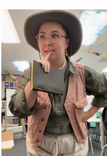 When its college and career week, so you dress up as Milo Thatch for career day. #ootd #fyp #6thgradeteacher #teachertok #college #career #linguist #archeologist #dreamjob #aesthetic #milothatch #lostcityofatlantis