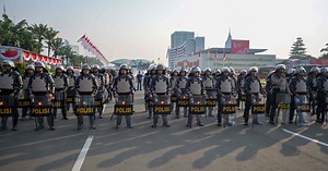 Indonesia scraps plan to change election rules after protests | New Straits Times