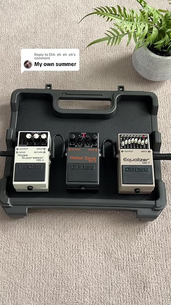 Deftones Guitar Pedalboard Setup Revealed