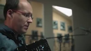 The Roland FR-4x (piano type) and FR-4xb (button type) V-Accordions...