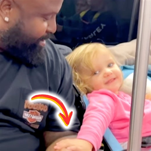 593K views · 31K reactions | This Cute Gesture From a Girl Turned the Whole Ride Around✨ | Note To Self | Facebook