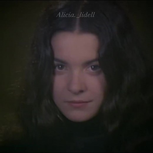 Alucarda: La Hija de las Tinieblas (1977)