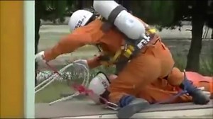 296K views · 2.5K reactions | This is definitely one worth watching! i hope if i ever get trapped in a burning building, it happens in Japan. | I Support Firefighters | Facebook