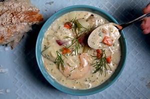 Easy Seafood Chowder Recipe